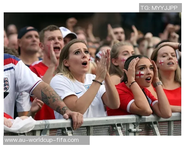 天下足球豆瓣热议足球盛宴背后的故事与精彩瞬间分享 天下足球豆瓣热议足球盛宴背后的故事与精彩瞬间分享